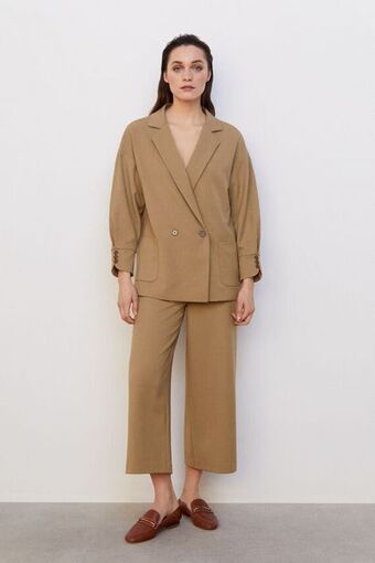 Fifty Factory Blazer cruzada oversize. oferta