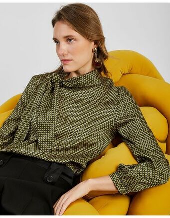Trucco Blusa cuello lazo oferta