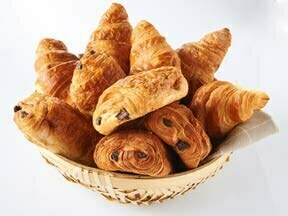 Auchan 5 CROISSANTS + 5 PAINS AU CHOCOLAT PUR BEURRE offre