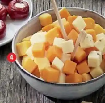 Cora x Carrefour Dés de fromage apéritif mimolette et gouda au lait pasteur de vache offre