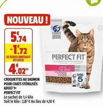 Coccinelle Supermarché Croquettes Au Saumon Pour Chats Stérilisés Adult 1+ Perfect Fit offre