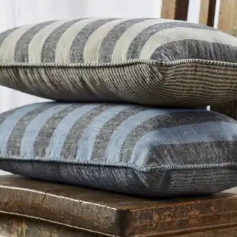 Madura Housse de coussin tanguy kaki et noir offre