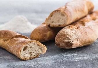 Auchan 3 BAGUETTES MIE DINETTE offre