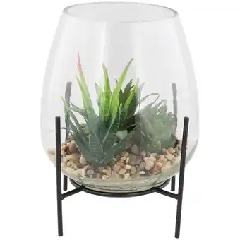 Plantes artificielles dans un vase