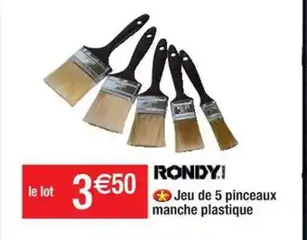 Cora x Carrefour Rondy jeu de 5 pinceaux manche plastique offre