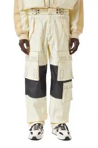 Pantalon cargo en nylon avec empiĂšcements enduits