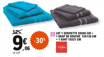 E.Leclerc Lot 1 serviette 50x90 cm + 1 drap de douche 70x130 cm + 1 gant 15x21 cm offre