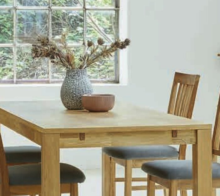 Promo ROYAL OAK table hage chez JYSK