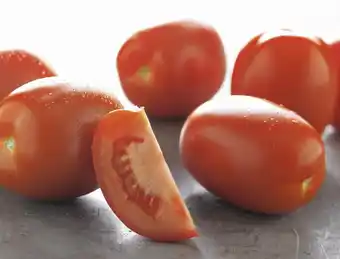 Géant Casino Tomate allongée offre