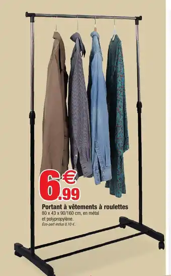 Portant à vêtements à roulettes