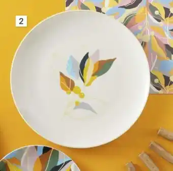 Géant Casino Assiette plate en porcelaine offre