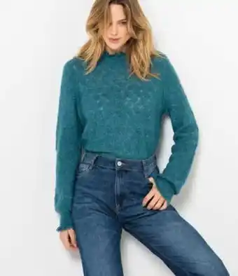 Pull tricot fantaisie et volants femme