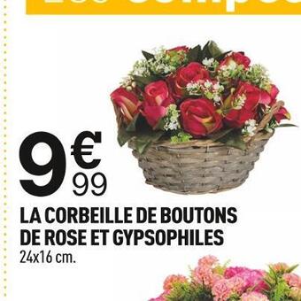 Centrakor La corbeille de boutons de rose et gypsophiles offre