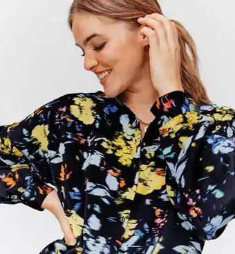 Longue chemise soyeuse femme