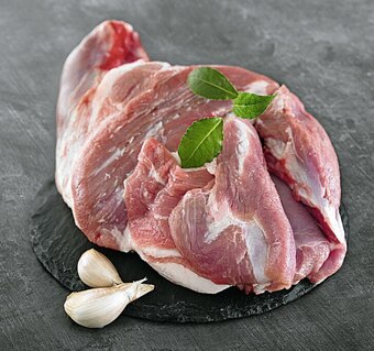 Casino Supermarchés Agneau épaule semi-désossée à rotir offre