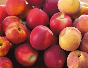 Auchan PÊCHES OU NECTARINES offre