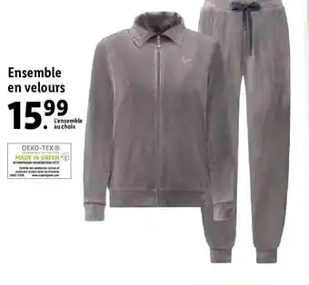 Ensemble en velours