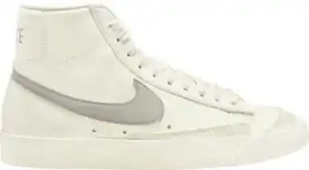 Go Sport Chaussures hautes basketball femme nike blazer mid 77 offre