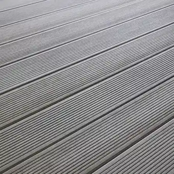 Brico Dépôt LAME DE TERRASSE COMPOSITE NEVA GRISE offre