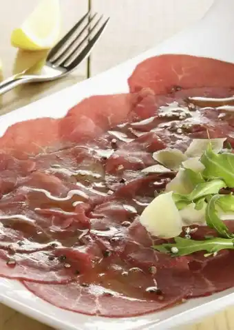 Géant Casino Carpaccio au pesto rouge ou noisette ou menthe-citron vert offre