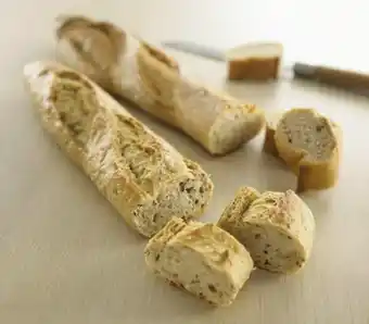 Géant Casino Bon plan sur la baguette aux céréales ou aux graines de lins de la marque Terre et Saveurs offre