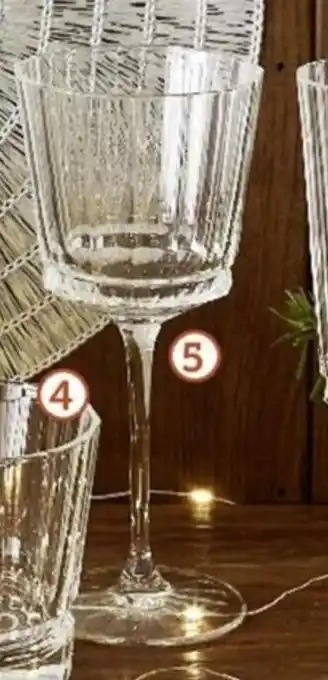 Hyper U 4 Verres à Pied <<Macassar>> offre