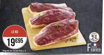 Géant Casino Magrets de canard frais x 3 offre