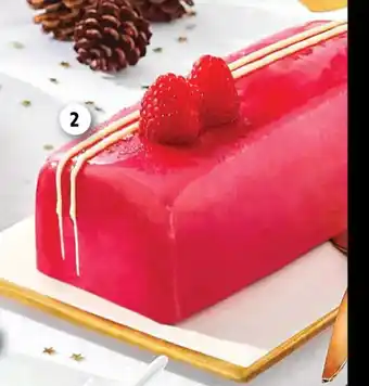 Intermarché l'Evoûtante Bûche Glacée Framboise Et Chocolat Blanc Les Creations offre