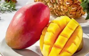 Intermarché Hyper Lot de 1 mangue affinée (1) + 1 ananas (2) offre