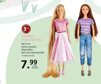 Poupées fashion doll