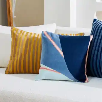 Housse de coussin egee bleu marin et rose