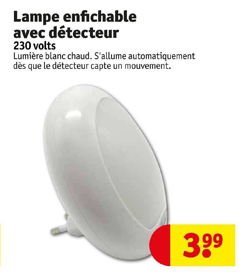 Promo Lampe enfichable avec détecteur chez Kruidvat