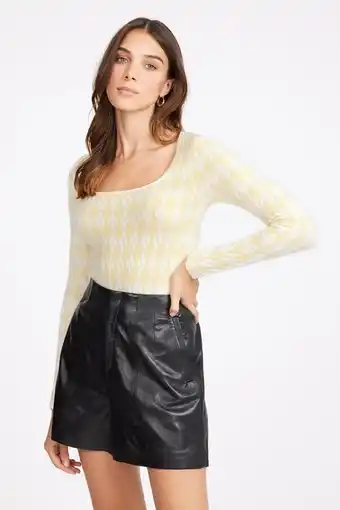 Pull léa