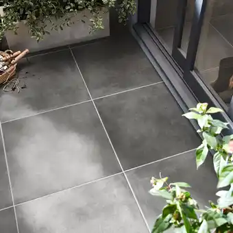 Carrelage extérieur konkrete anthracite 60 x 60 cm