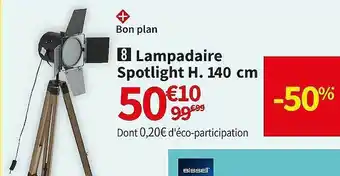 Lampadaire spotlight