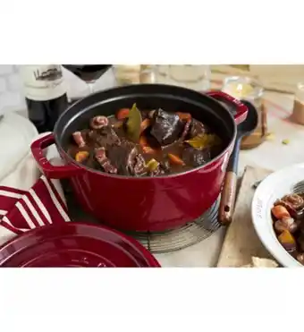 Cocotte staub ronde 28 cm bordeaux