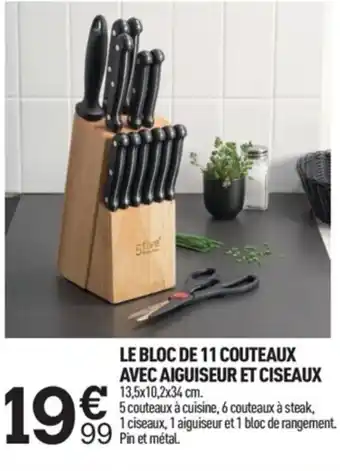 Le Bloc De 11 Couteaux Avec Aiguiseur Et Ciseaux