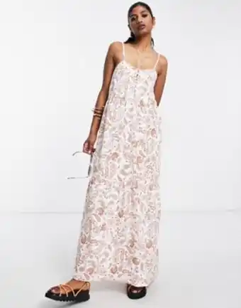 Asos Asos design - robe longue étagée à imprimé cachemire avec bretelles et boutons nacrés offre