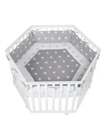 KIABI Roba parc bébé hexagonal en bois "little stars" + tapis de parc et roues à freins - blanc offre