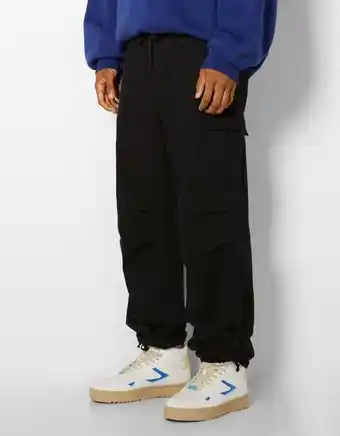 Jean cargo parachute