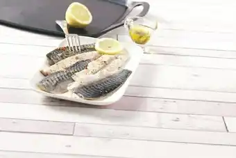U Express FILETS DE MAQUEREAU MARINES AU CITRON ET HERBES DE PROVENCE offre