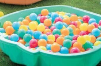 50 balles multicolores