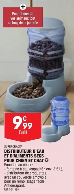ALDI Distributeur d'eau et d'aliments secs pour chien et chat offre