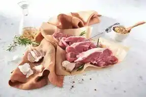 Auchan AGNEAU : ÉPAULE TRANCHÉE AVEC OS offre