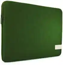 Auchan EXEMPLE : HOUSSE VERTE POUR PC 15.6" offre