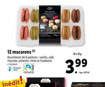12 macarons
