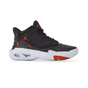 Jordan max aura 4