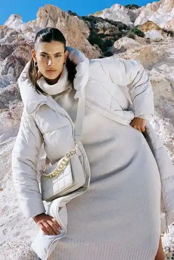 New Yorker Padded coat offre