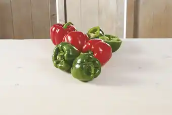 Super U POIVRON VERT OU ROUGE offre