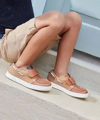 Gémo Chaussures bateau garçon bi-matières à scratch offre
